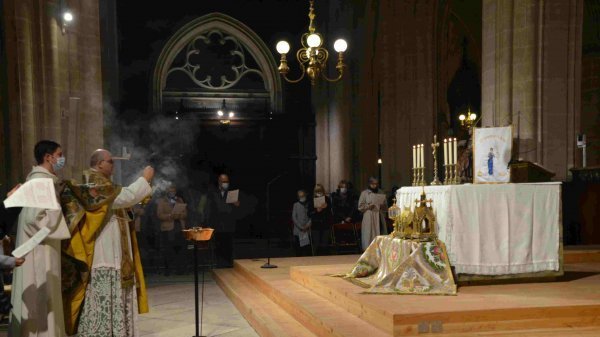 Accueil des reliques de sainte Geneviève à Saint-Germain l'Auxerrois