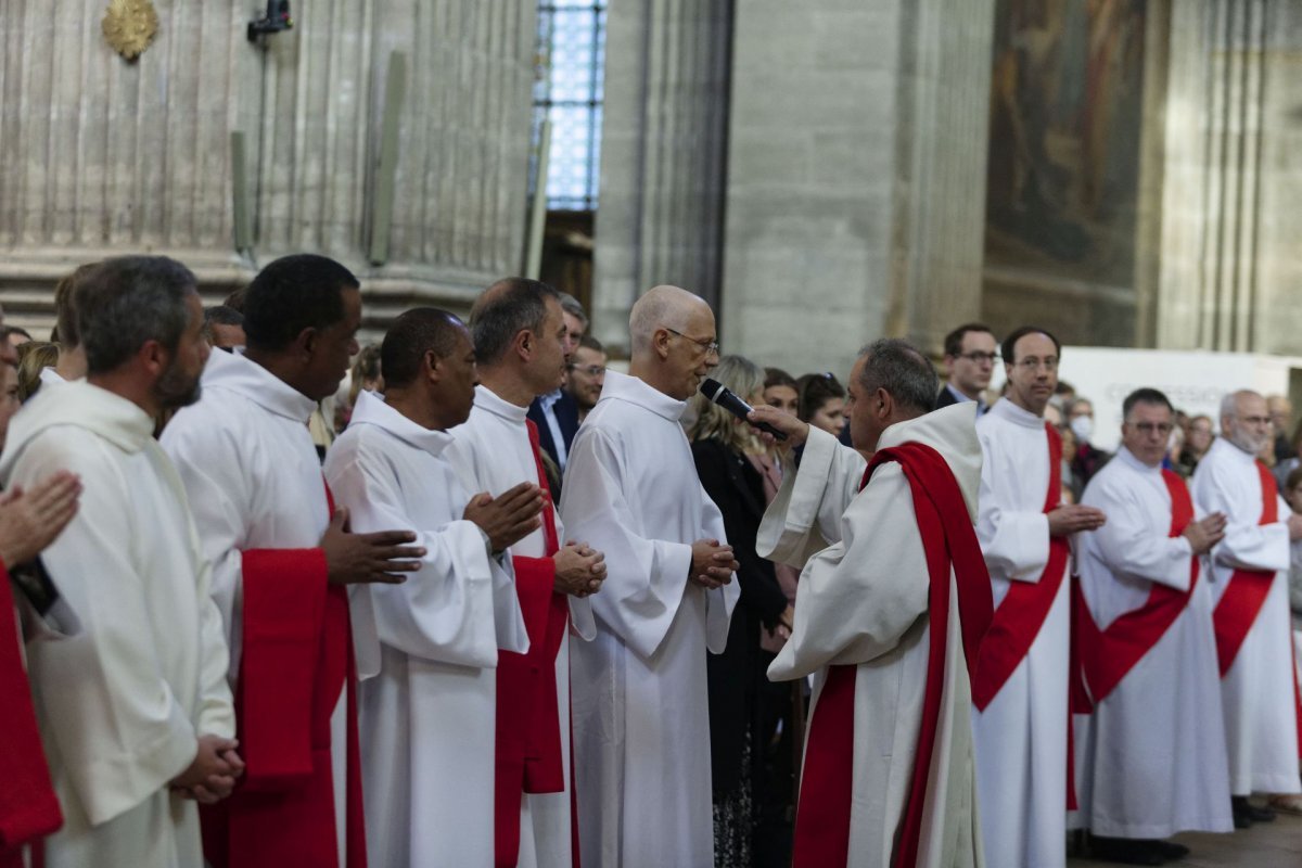 Ordinations des diacres permanents 2022. © Yannick Boschat / Diocèse de Paris.