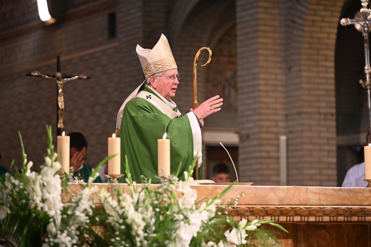 Centenaire de l'église Saint-Léon. © Marie-Christine Bertin / Diocèse de Paris.