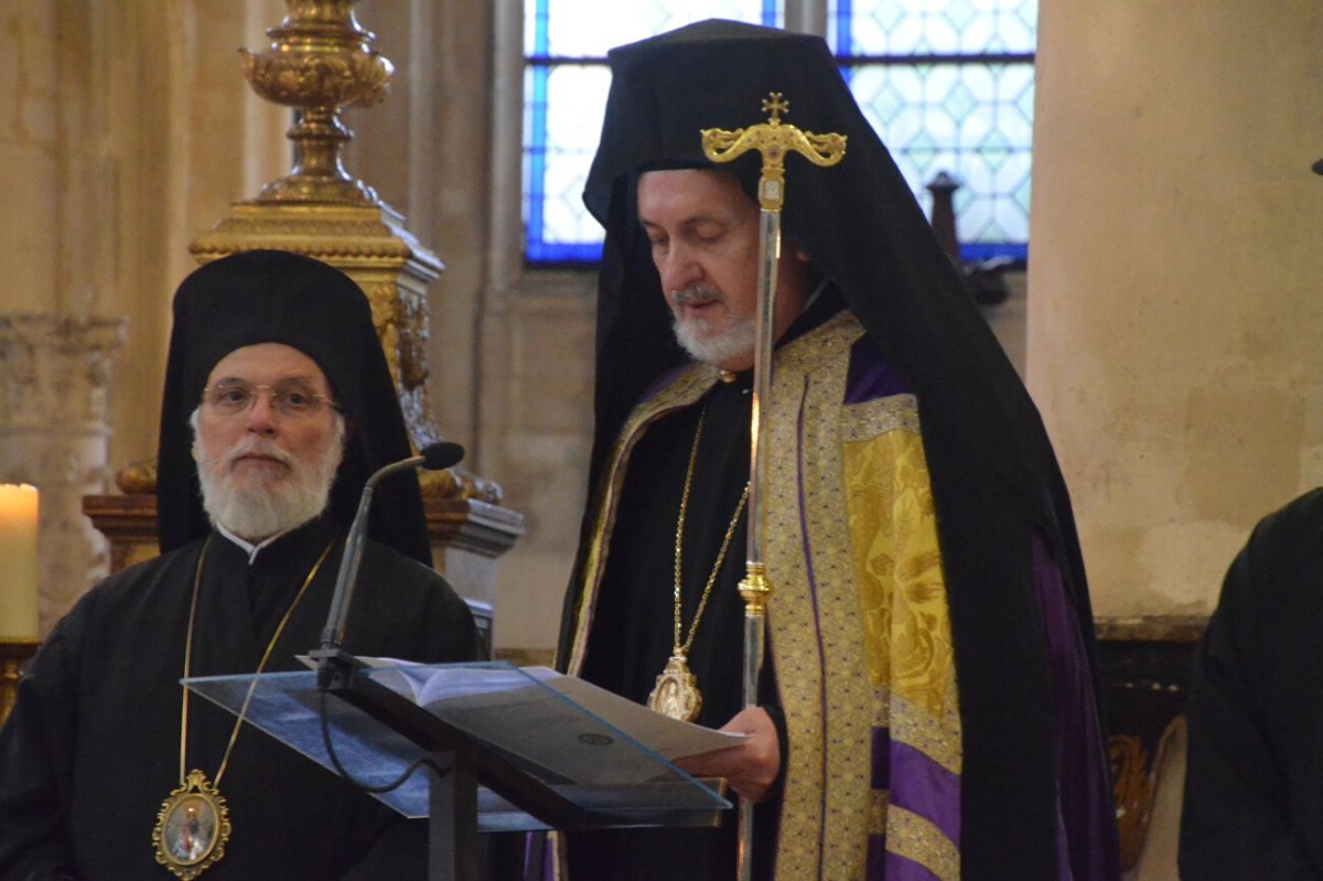 Vêpres orthodoxes de la fête de saint Denis 2020 à Saint-Étienne du Mont. © Michel Pourny / Diocèse de Paris.