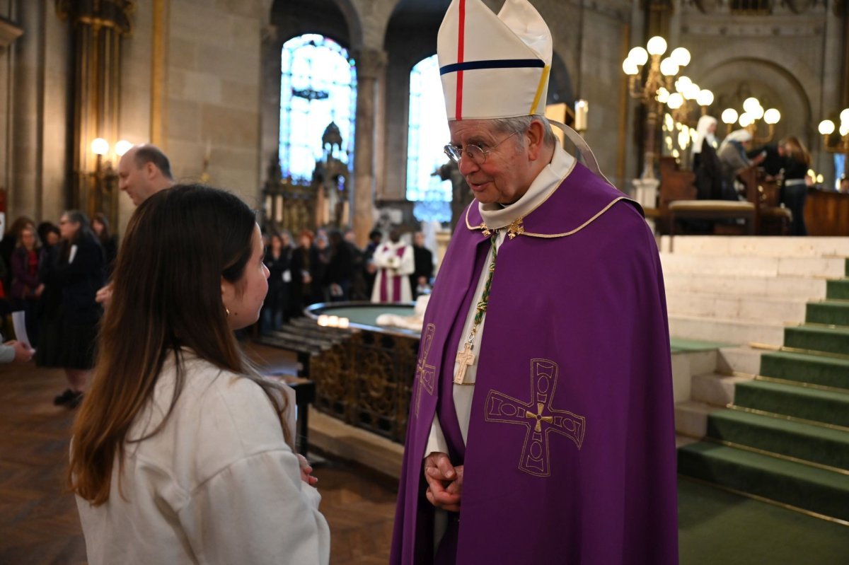 Appel décisif des jeunes catéchumènes 2026. © Marie-Christine Bertin / Diocèse de Paris.