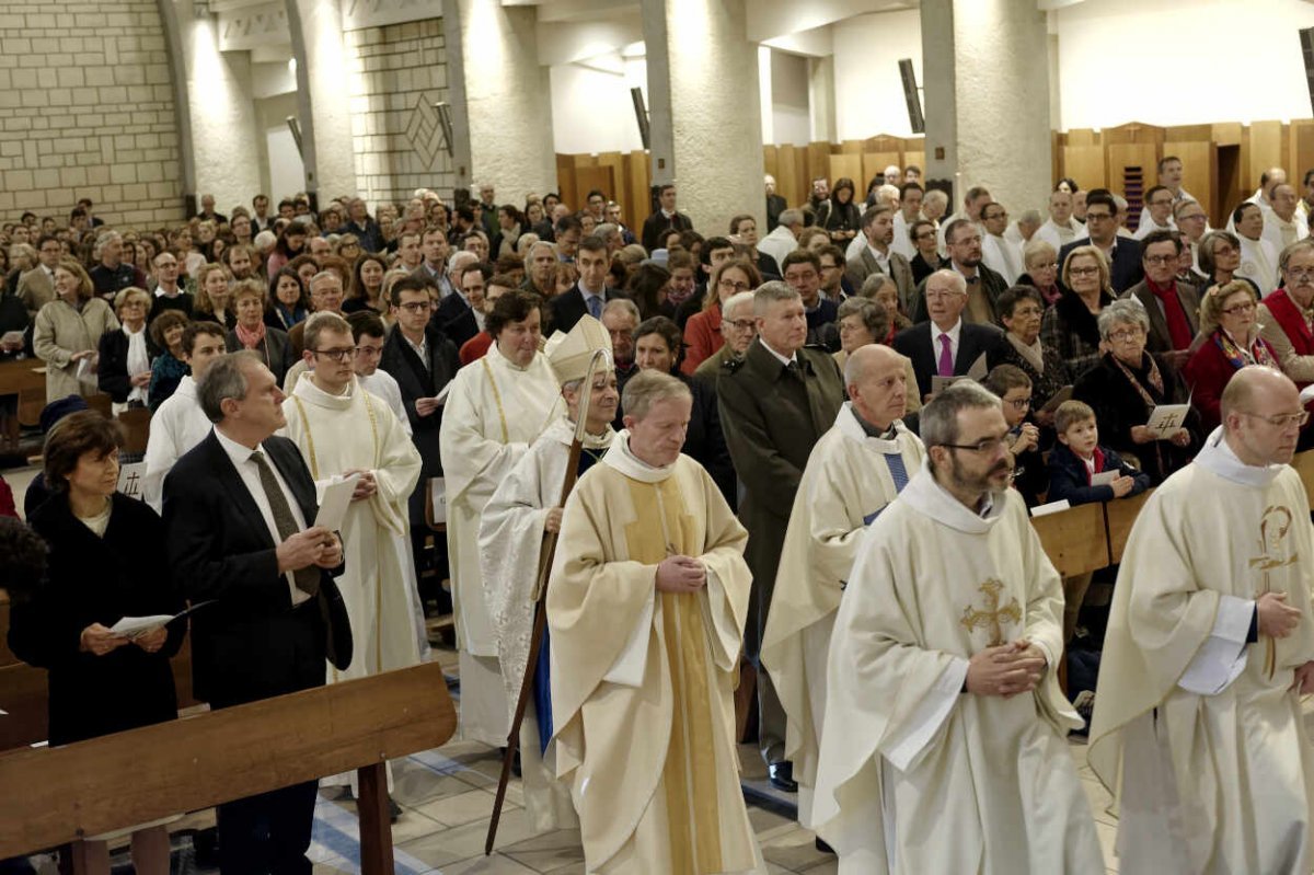 Ordinations pour la Compagnie de Jésus. © Trung Hieu Do / Diocèse de Paris.