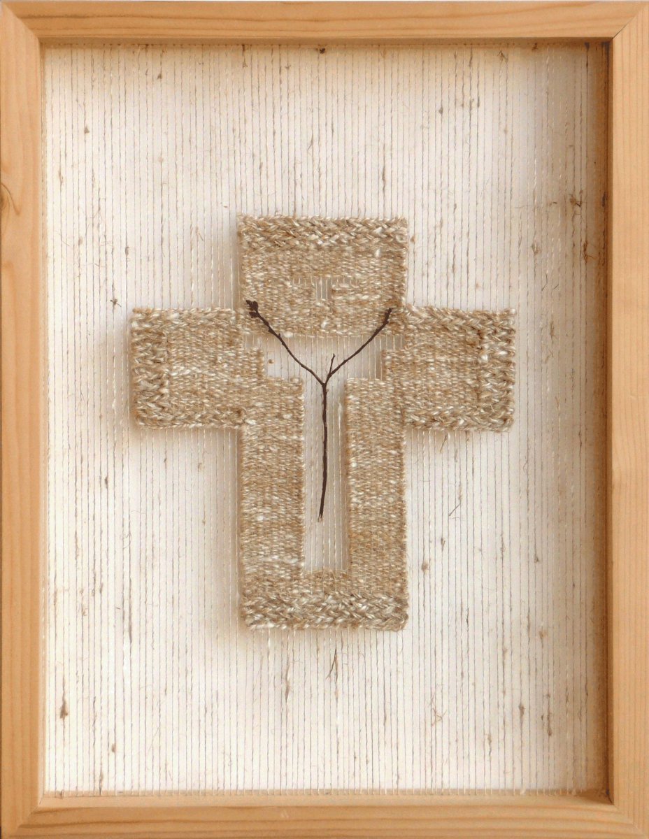 Croix d'hiver. © Bénédicte Bresson Tapisserie de Lice, chaîne et trame en lin, rameau. 44x34cm 