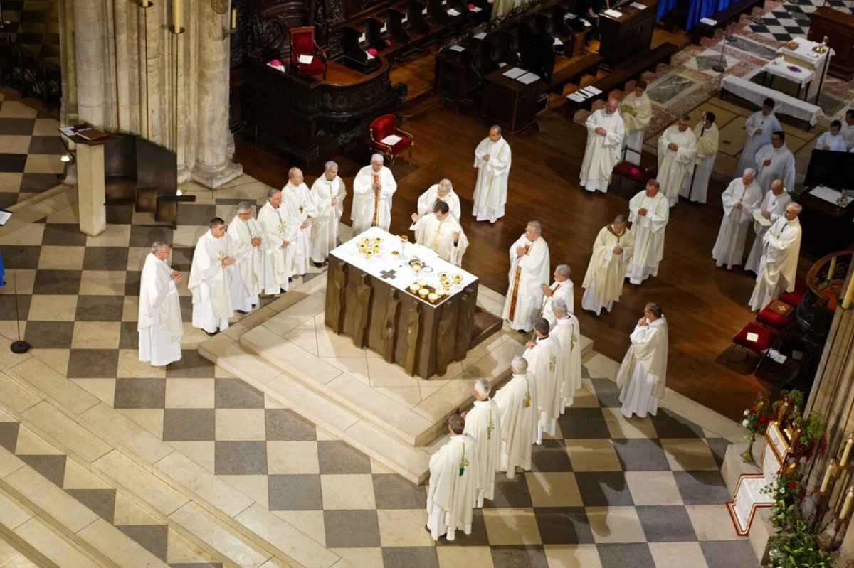 Liturgie eucharistique. © Yannick Boschat / Diocèse de Paris.