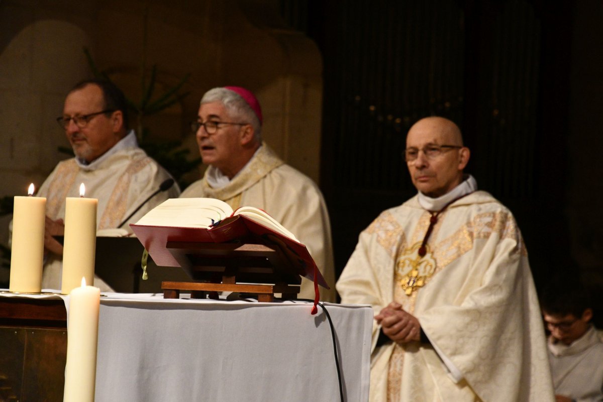 Neuvaine à sainte Geneviève : Messe solennelle et procession. © Michel Pourny / Diocèse de Paris.