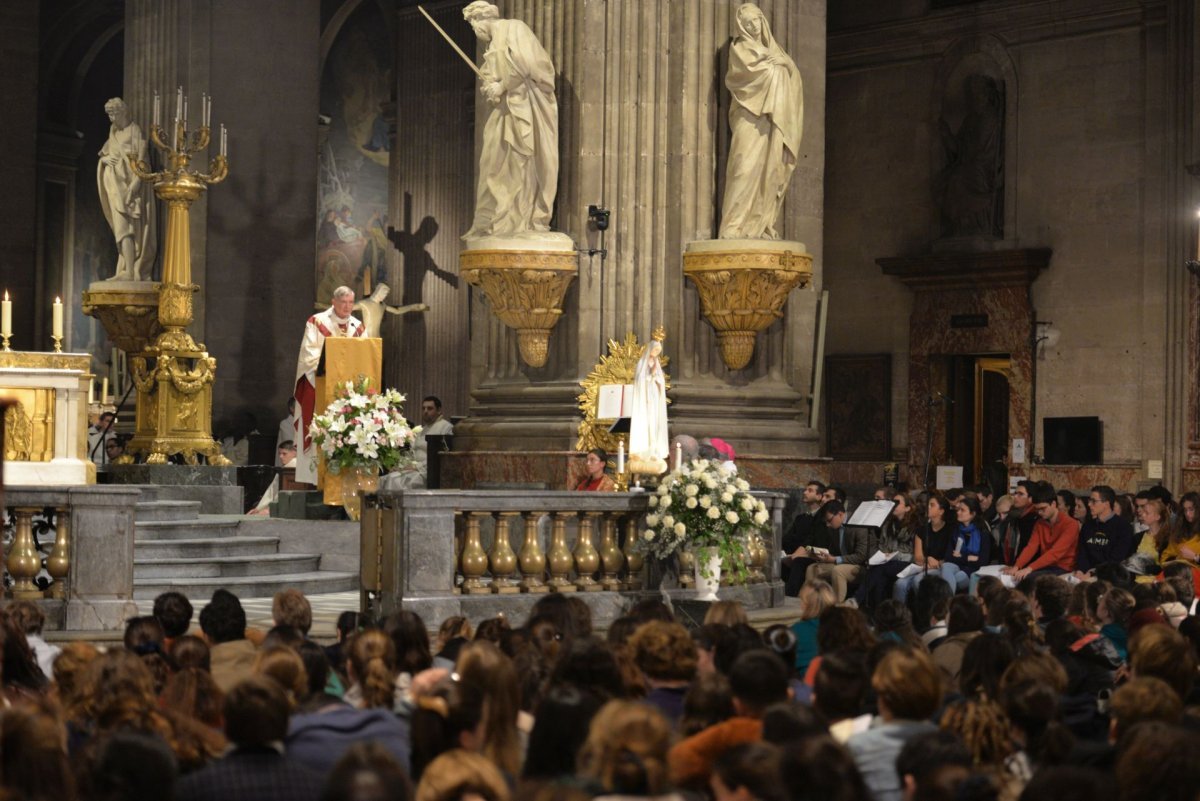 Messe des étudiants 2022. Mercredi 9 novembre 2022. © Marie-Christine Bertin / Diocèse de Paris.