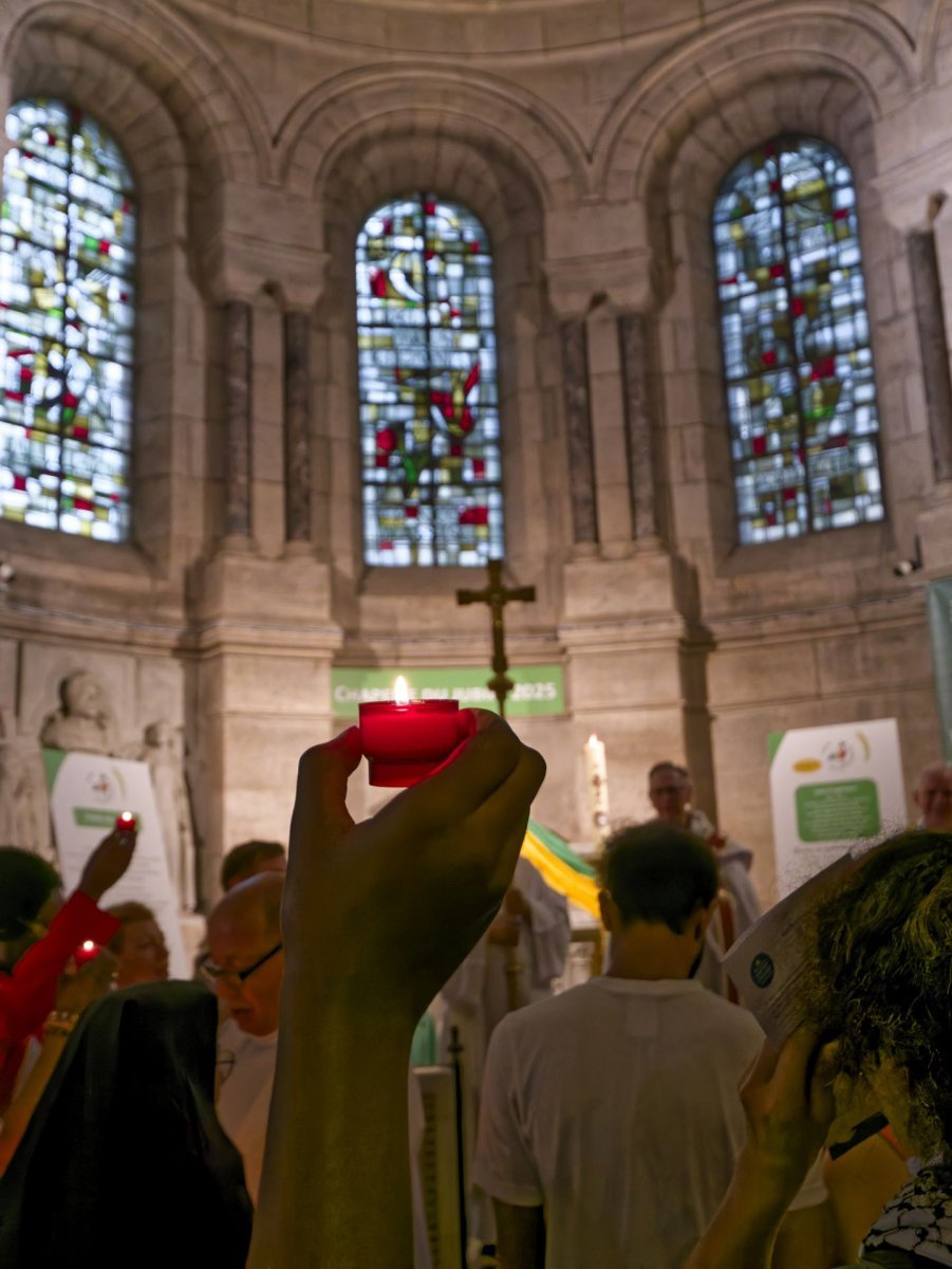 Veillée de l'espérance au Sacré-Cœur de Montmartre. © Yannick Boschat / Diocèse de Paris.