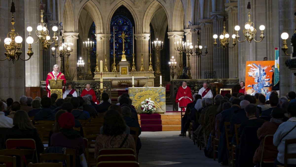 Mémoire des 50 martyrs de l'apostolat à Saint-Germain l'Auxerrois. © Yannick Boschat / Diocèse de Paris.