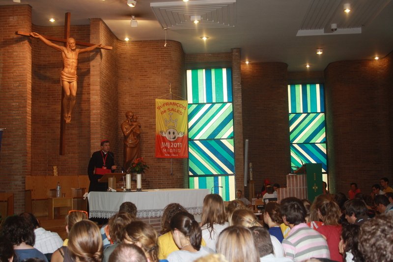 Catéchèse de Mgr de Moulins-Beaufort à Madrid.. © Diocèse de Paris 