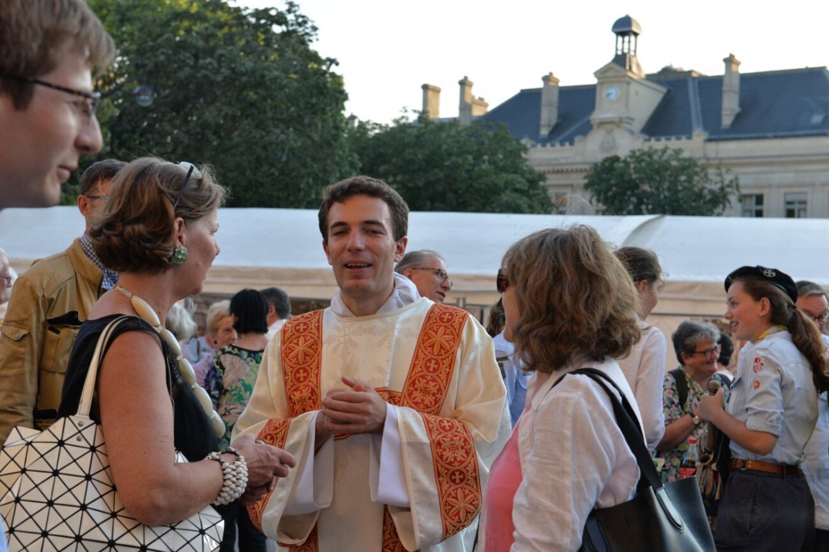 Messe pour les jeunes et les vocations. © Marie-Christine Bertin / Diocèse de Paris.