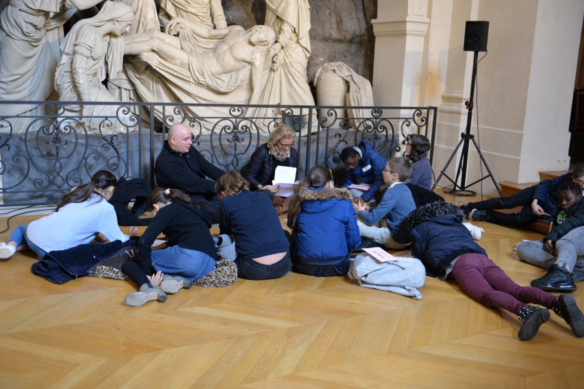 Appel décisif des jeunes catéchumènes en 2020. © Marie Christine Bertin / Diocèse de Paris.