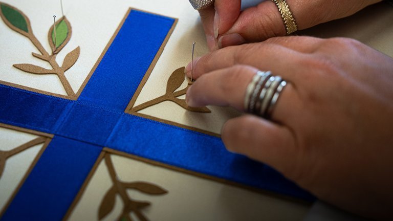 Visite du Pape à Paris : la messe solennelle en pleine préparation