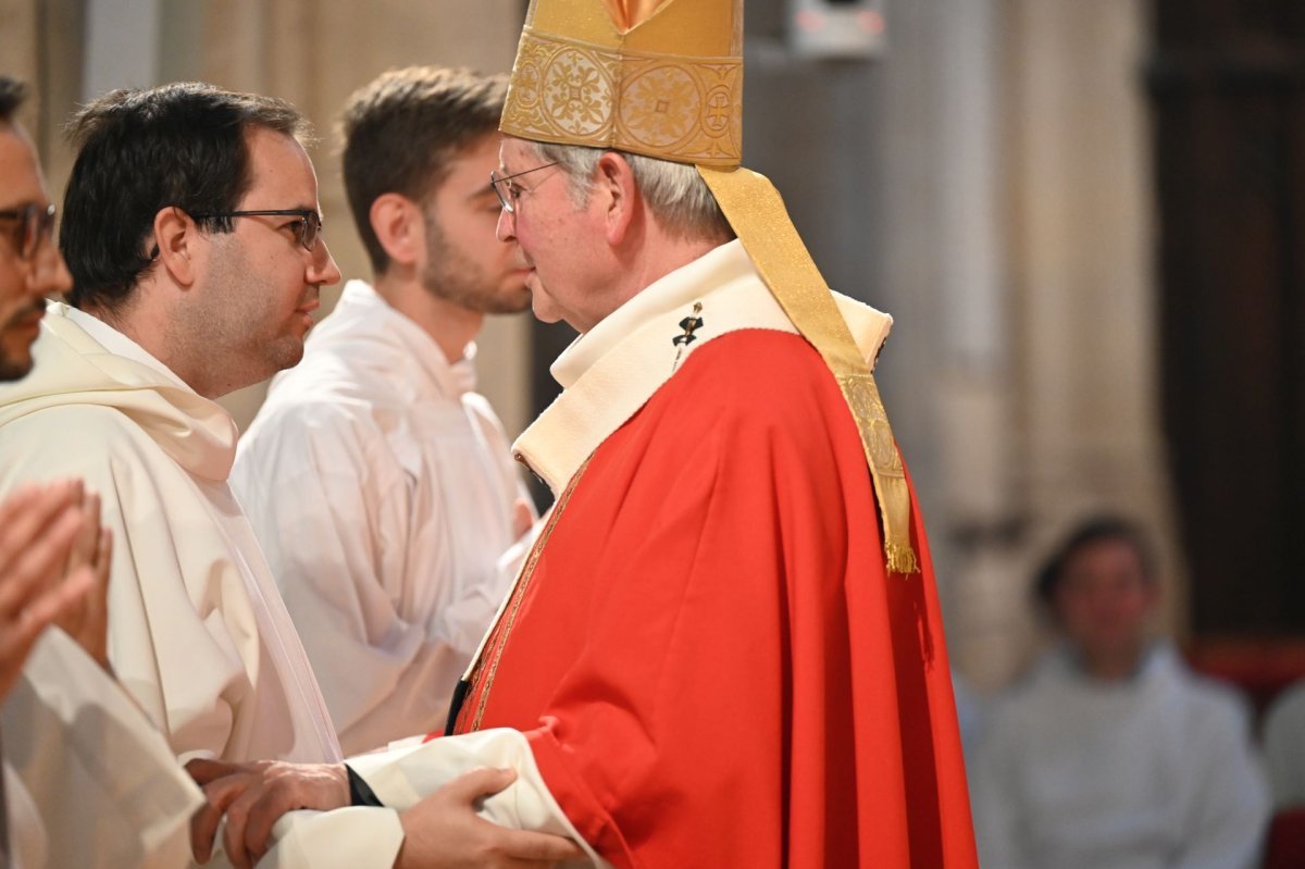 Messe de rentrée du Séminaire avec rite d'admission des candidats au (…). © Marie-Christine Bertin / Diocèse de Paris.