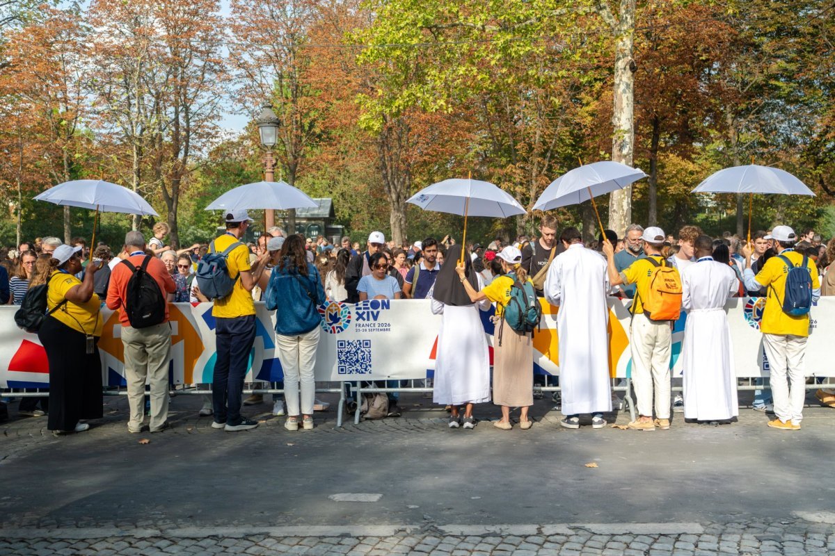 Messe à la Concorde et aux Champs-Élysées présidée par le pape Léon XIV. © Marie-Sarah Laroche / Diocèse de Paris.