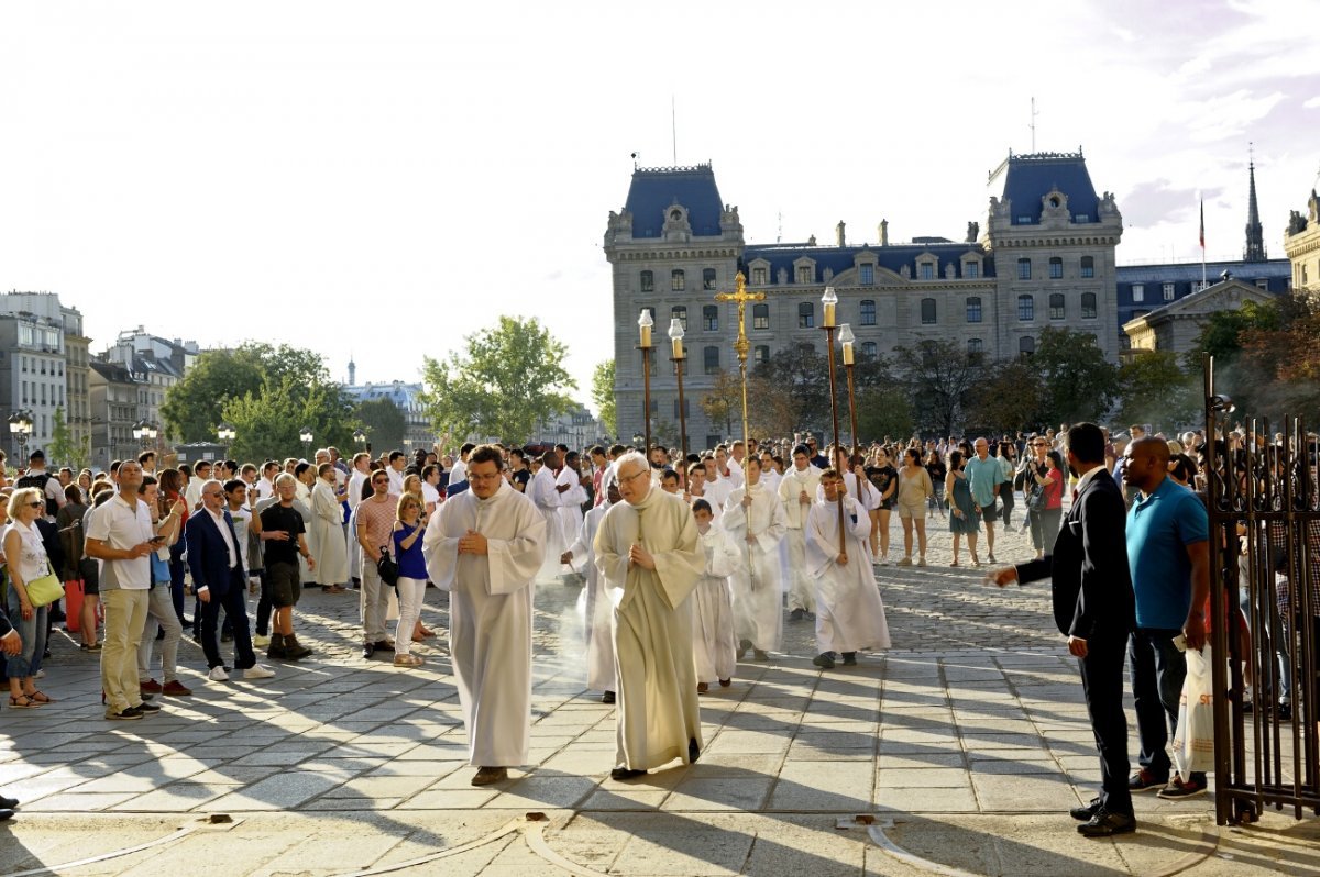 Messe d'action de grâce pour les ministères de Mgr Jérôme Beau et de (…). © Trung Hieu Do / Diocèse de Paris.