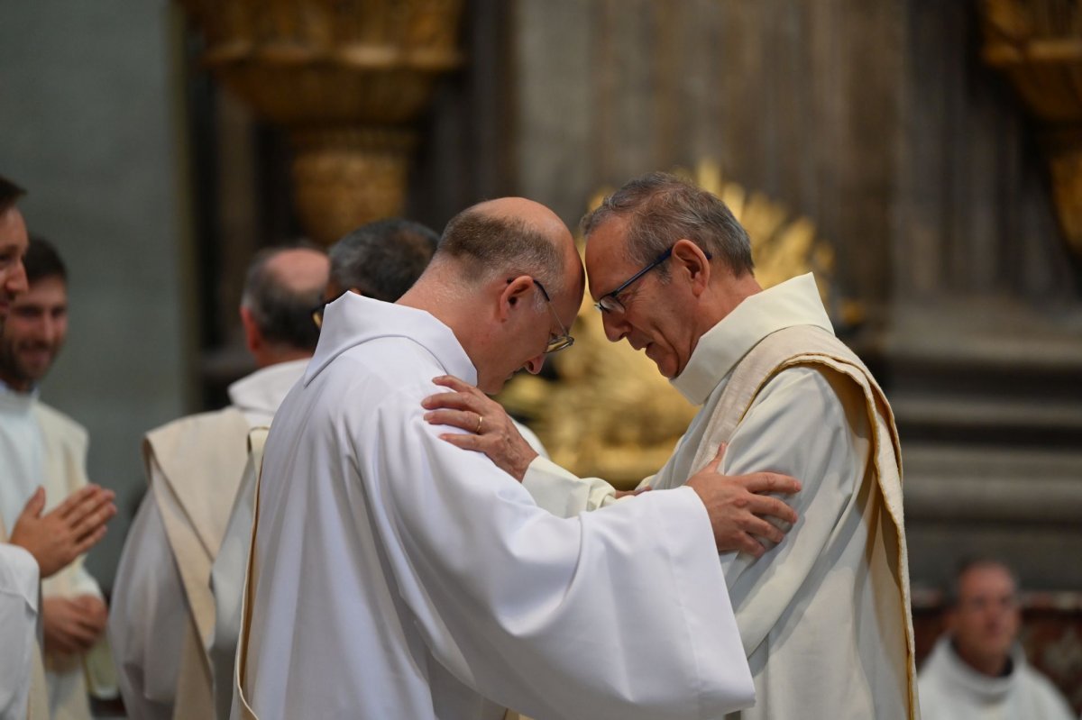 Ordinations des diacres permanents 2023. © Marie-Christine Bertin / Diocèse de Paris.