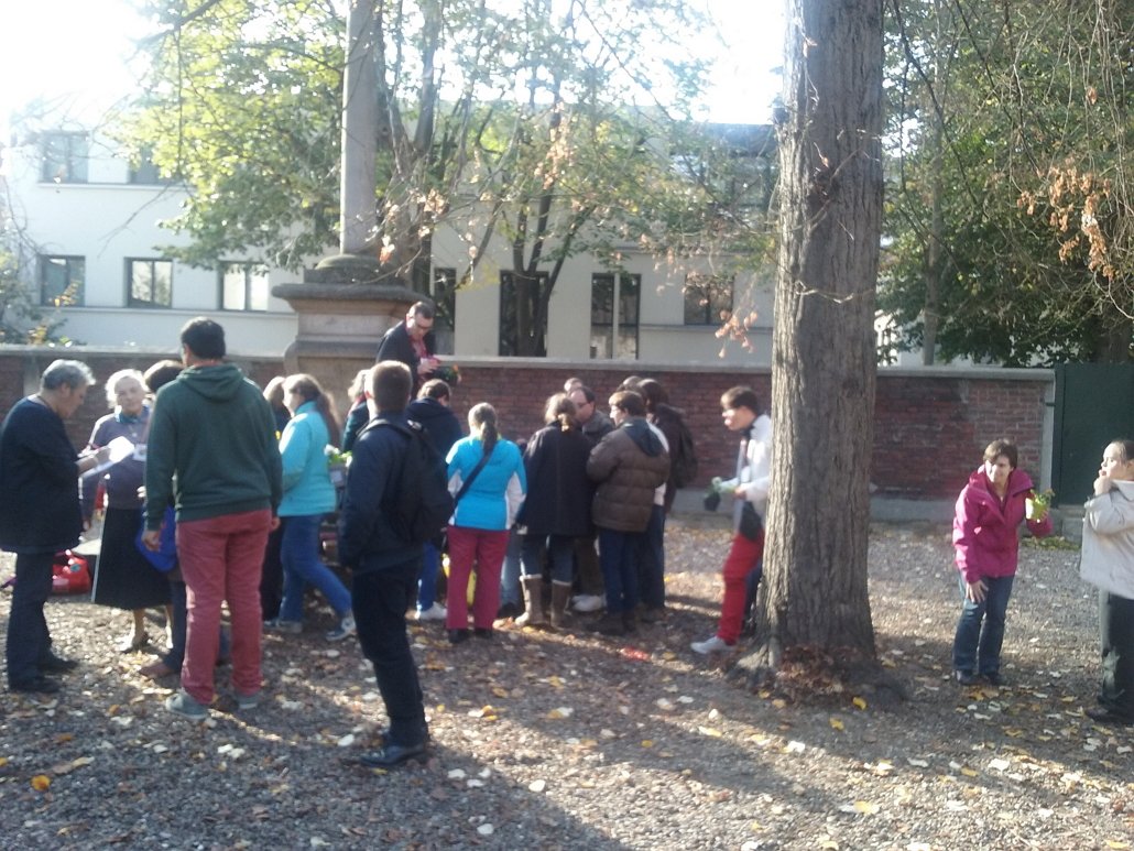 Accueil de la journée - atelier jardinage. © D.R.