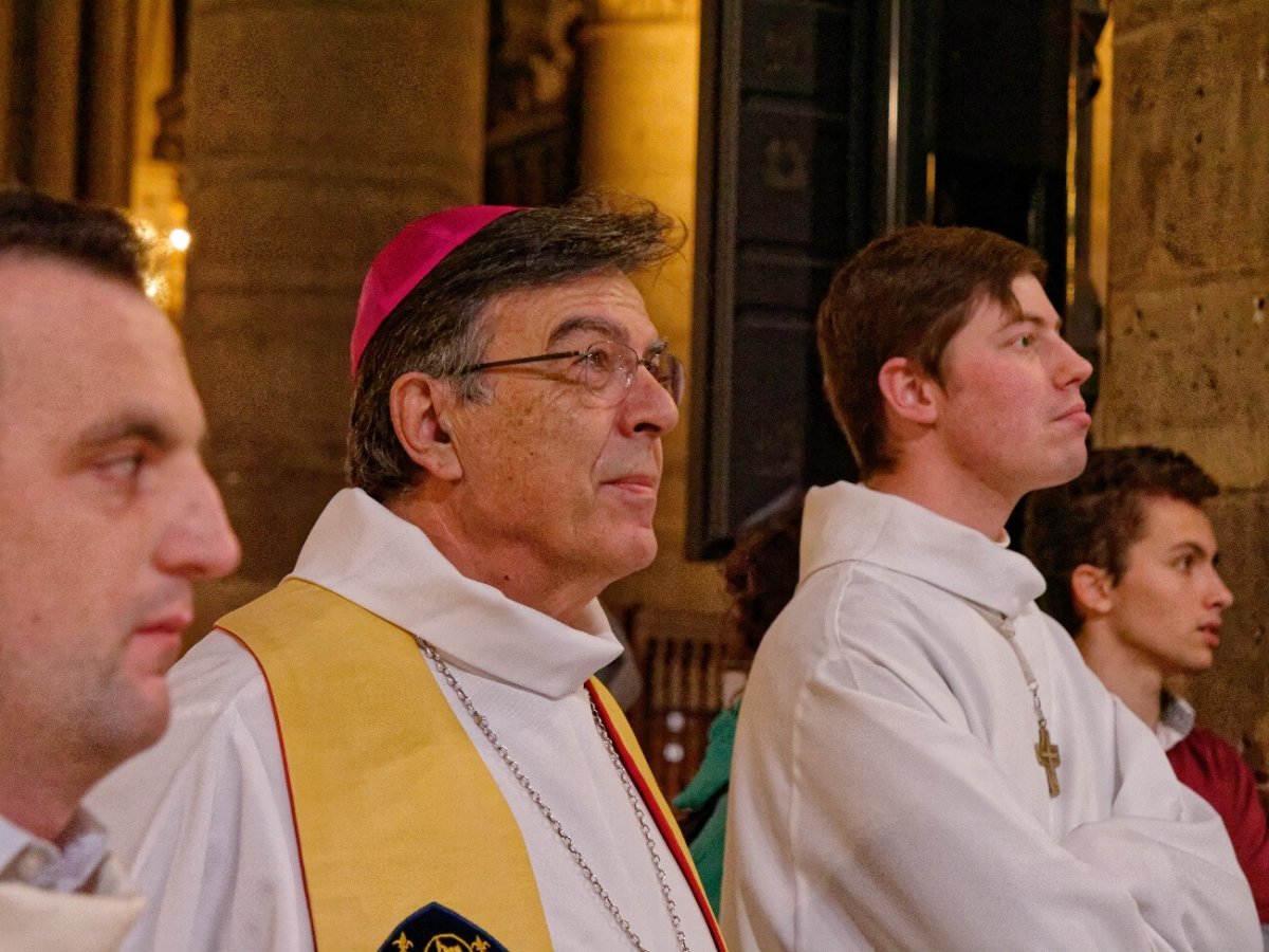 Procession Mariale, envoi à Notre-Dame de Paris. © Yannick Boschat / Diocèse de Paris.