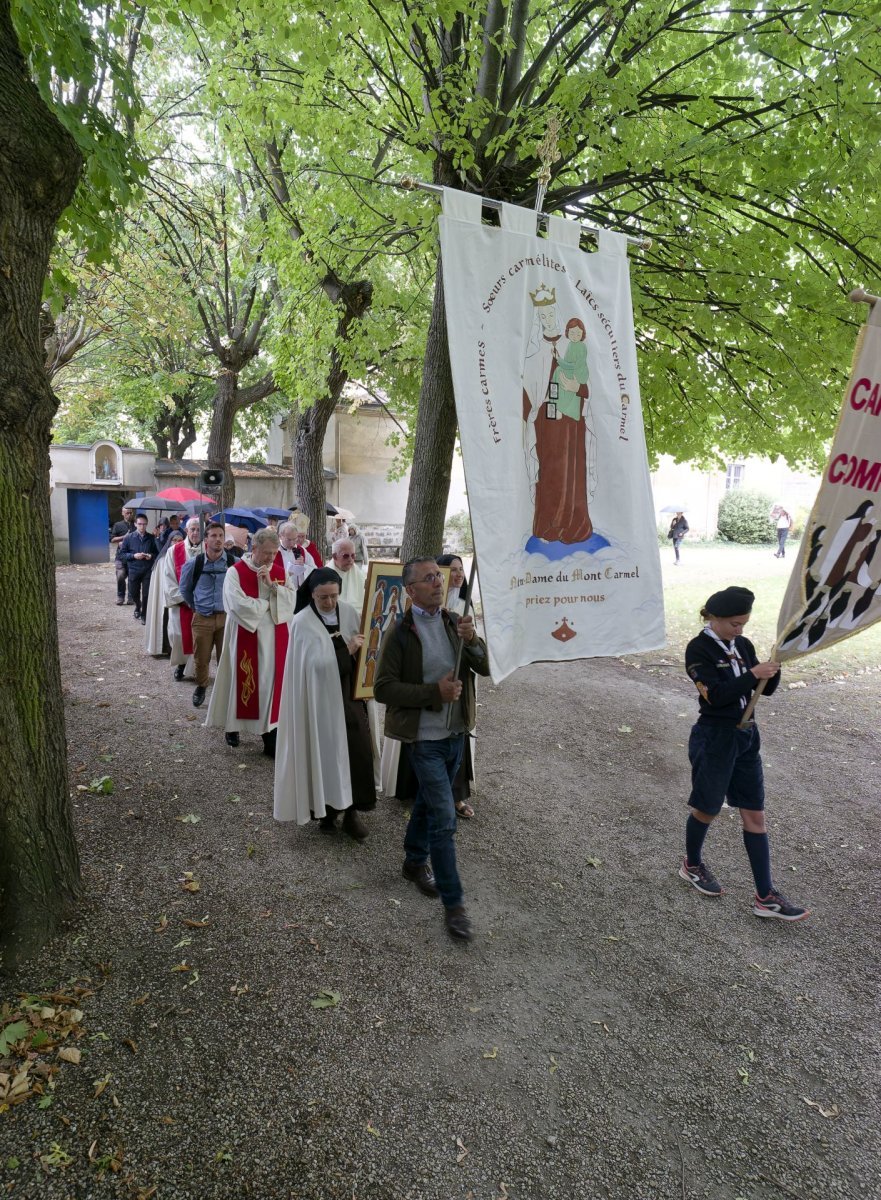 Canonisation des 16 Carmélites de Compiègne : Messe et prière à Picpus. © Yannick Boschat / Diocèse de Paris.