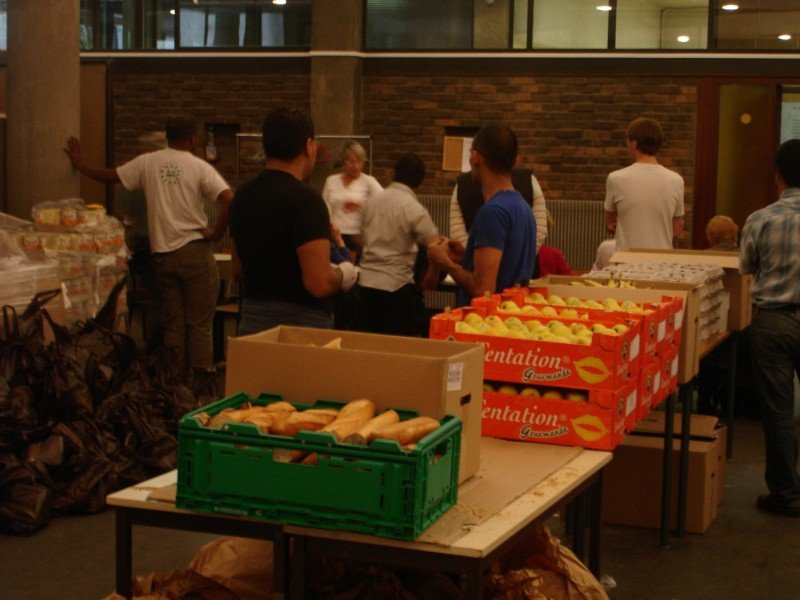 Août 2010 : Août Secours Alimentaire. 500 000 repas distribués à Paris. 