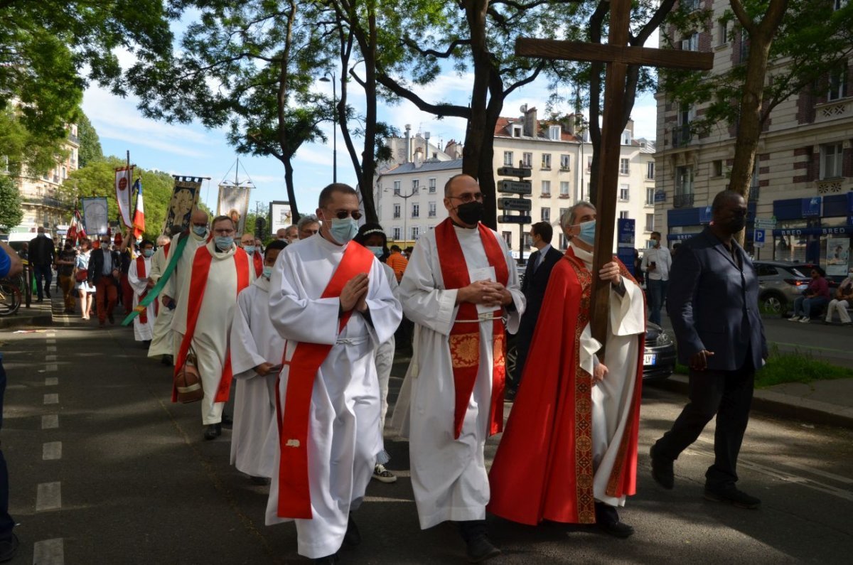 Marche des martyrs. © Michel Pourny / Diocèse de Paris.