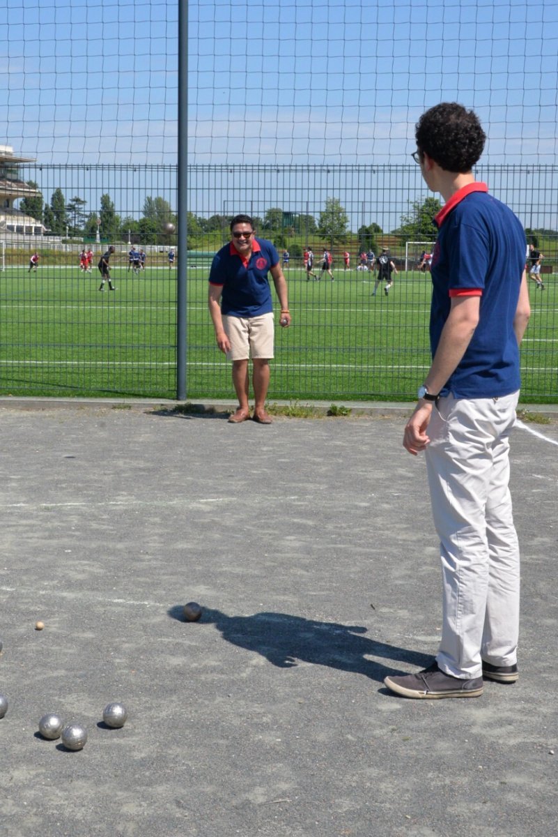 Tournoi de pétanque. © Marie-Christine Bertin / Diocèse de Paris.