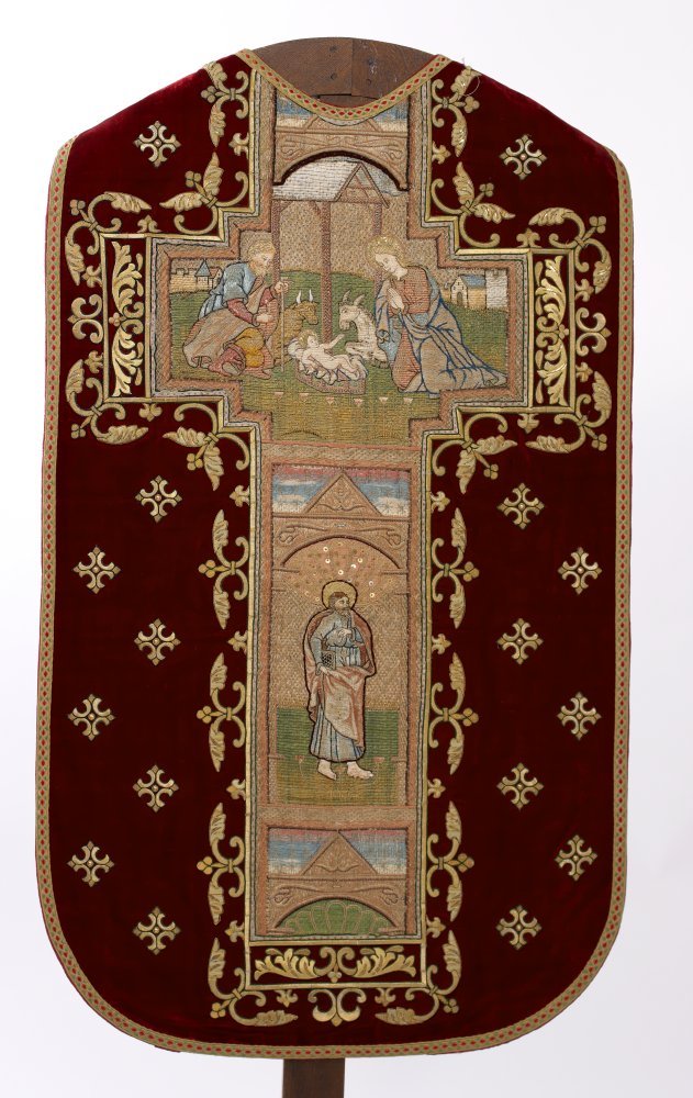 Chasuble de Saint-Louis en l'Île. © Claire Pignol.