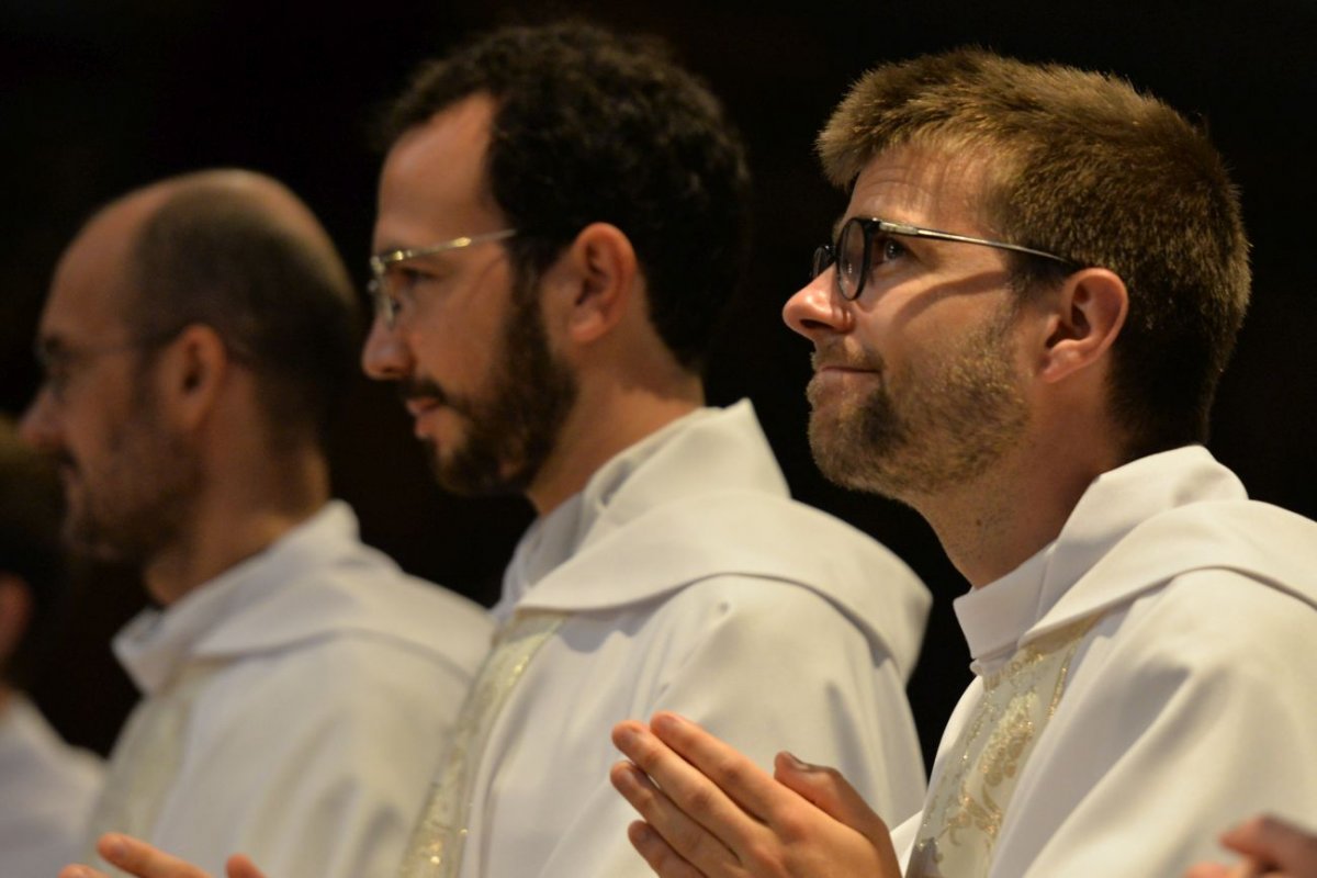 Messe des nouveaux prêtres à Notre-Dame des Victoires 2021. © Marie-Christine Bertin / Diocèse de Paris.