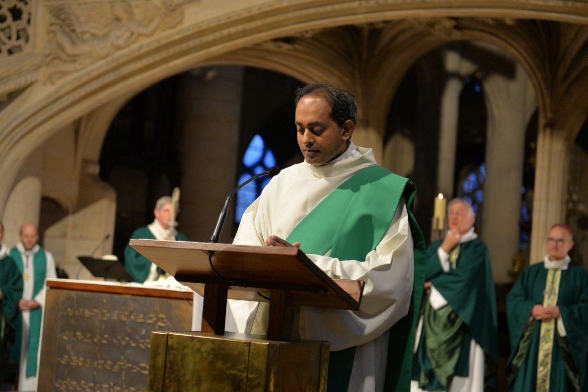 Envoi des baptisés en mission diocésaine. © Marie-Christine Bertin / Diocèse de Paris.