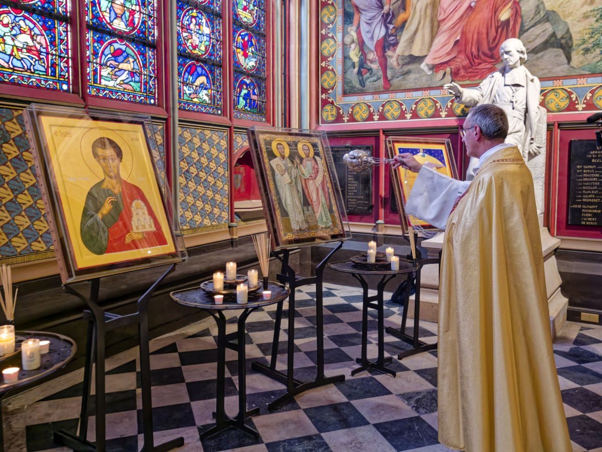 Bénédiction de la chapelle dédiée aux chrétiens d'orient à Notre-Dame (…). © Yannick Boschat / Diocèse de Paris.