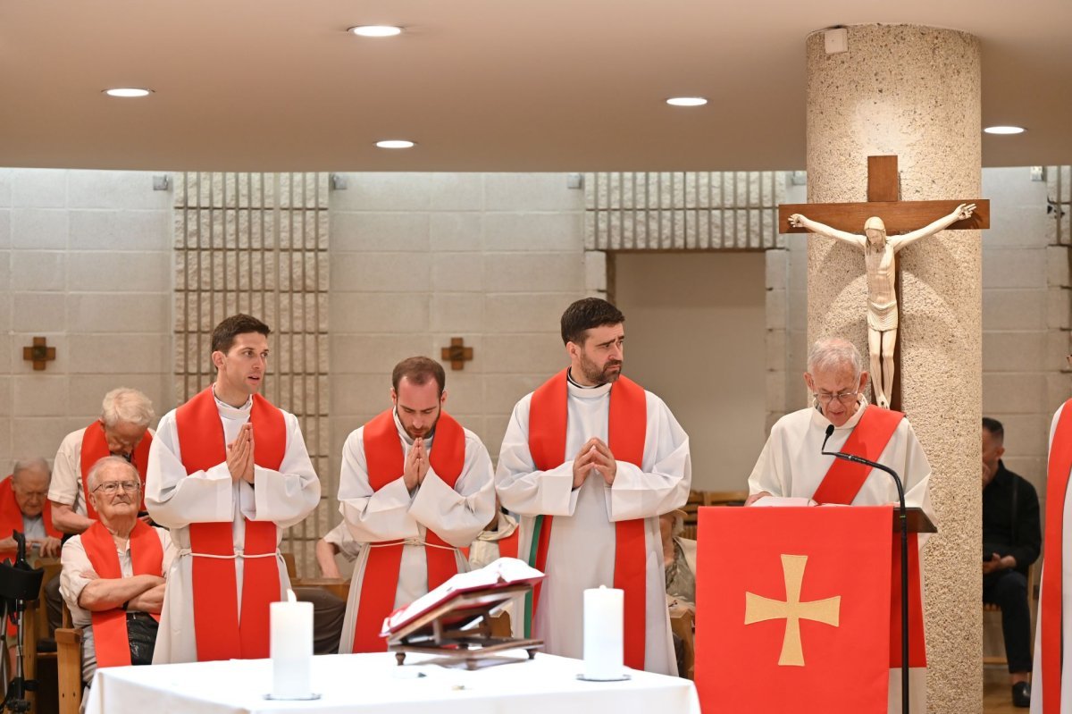 Messe des nouveaux prêtres à la Maison Marie-Thérèse. © Marie-Christine Bertin / Diocèse de Paris.