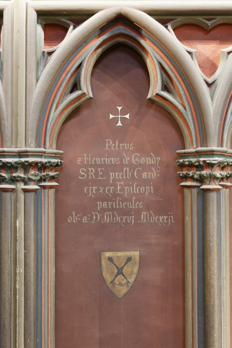 Blason à Notre-Dame de Paris. © Yannick Boschat / Diocèse de Paris.