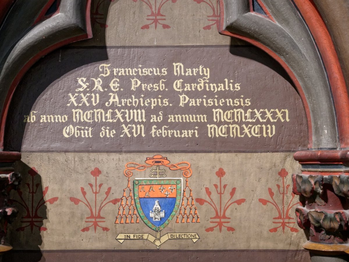 Blason à Notre-Dame de Paris. © Yannick Boschat / Diocèse de Paris.