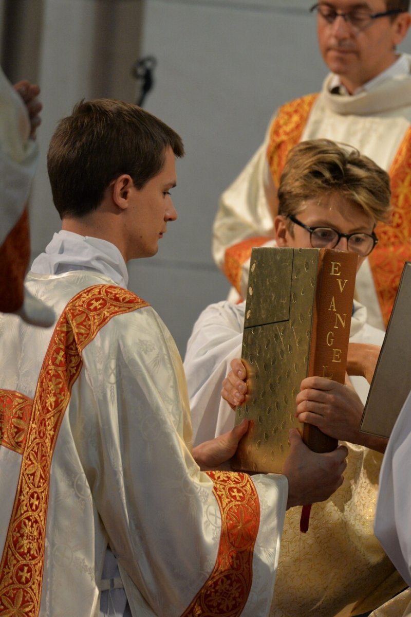 Ordinations diaconales en vue du sacerdoce 2018. © Marie-Christine Bertin / Diocèse de Paris.