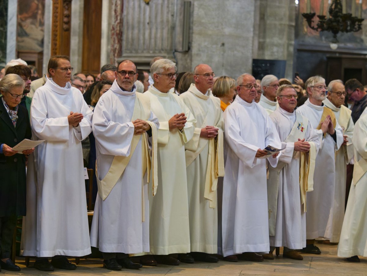 Ordinations des diacres permanents 2024. © Yannick Boschat / Diocèse de Paris.