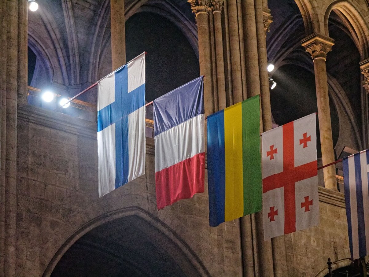 Messe pour le centenaire de la fin de la Première Guerre mondiale. © Yannick Boschat / Diocèse de Paris.