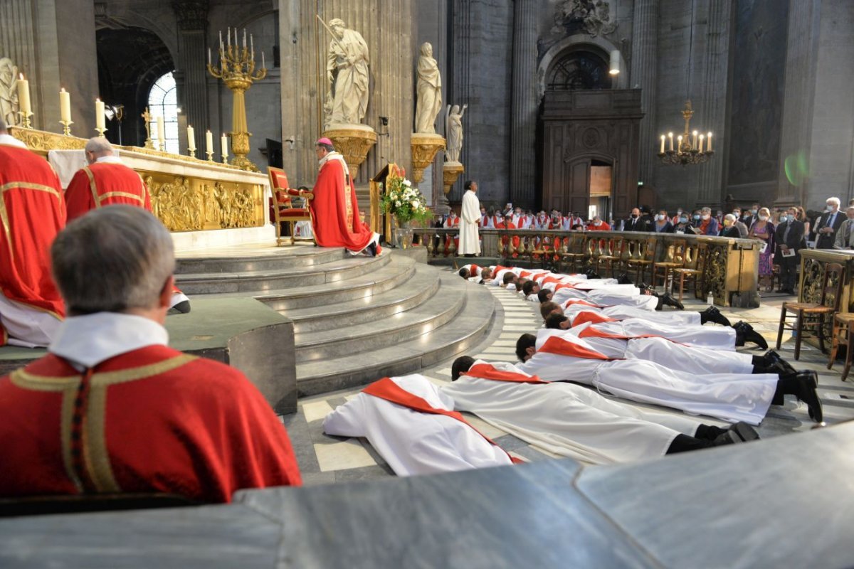 Ordinations sacerdotales 2021 à Saint-Sulpice. © Marie-Christine Bertin / Diocèse de Paris.