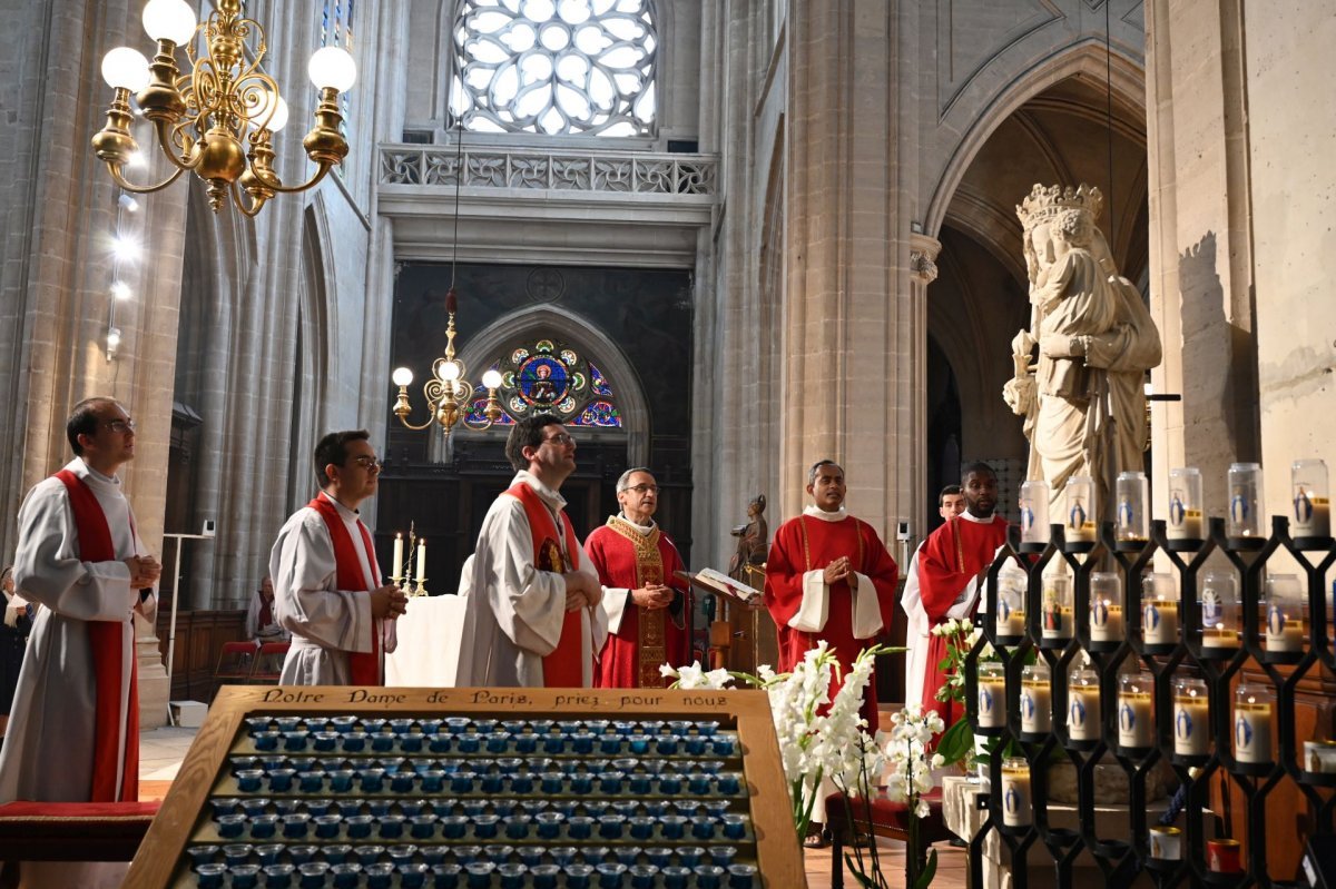 Messe d'action de grâce pour le ministère de Mgr Olivier de Cagny à Paris. © Marie-Christine Bertin / Diocèse de Paris.