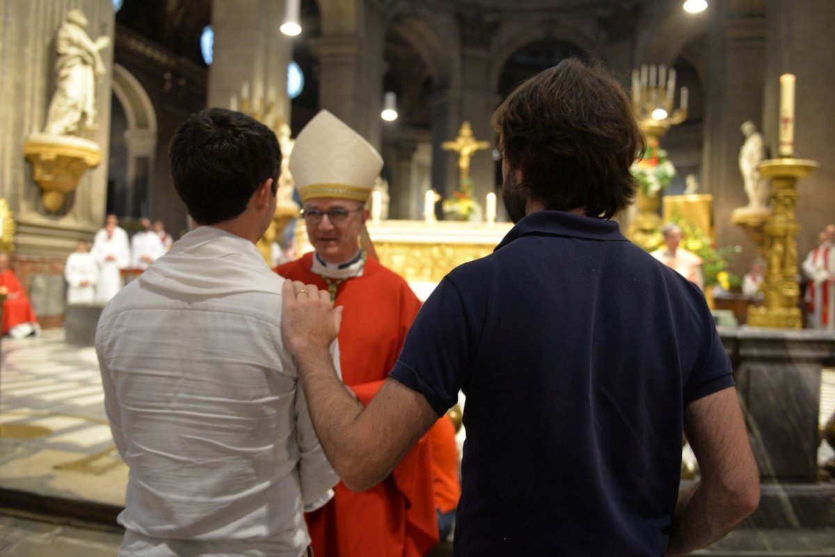 Confirmations d'adultes. © Marie-Christine Bertin / Diocèse de Paris.