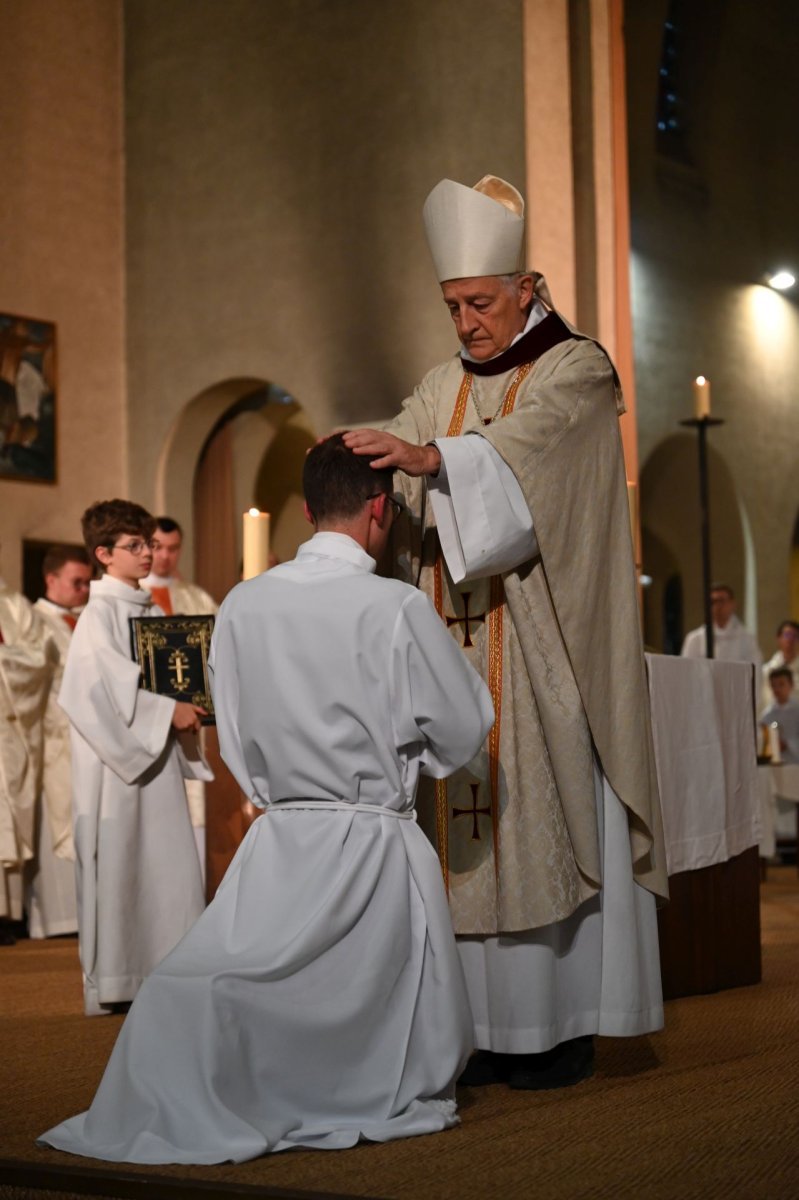Ordination diaconale en vue du sacerdoce du 27 septembre 2025. © Marie-Christine Bertin / Diocese de Paris.