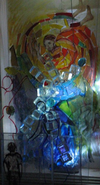 Irradiations. © Cécile Iung Sculpture, verres, plastiques, 40x40x55cm 