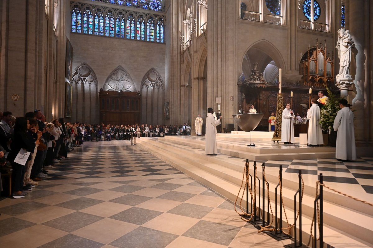 Messe des Jeunes à Notre-Dame de Paris. © Marie-Christine Bertin / Diocèse de Paris.