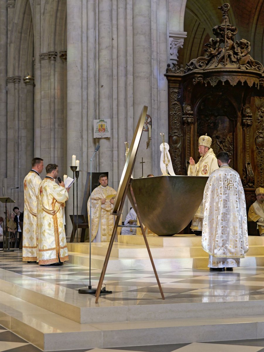 Divine Liturgie pour le bienheureux Cardinal Iuliu Hossu. © Yannick Boschat / Diocèse de Paris.