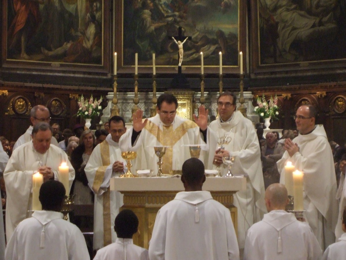 Le P. Hervé Soubias, curé-recteur de N-D des Victoires depuis septembre (…). © Notre-Dame des Victoires 