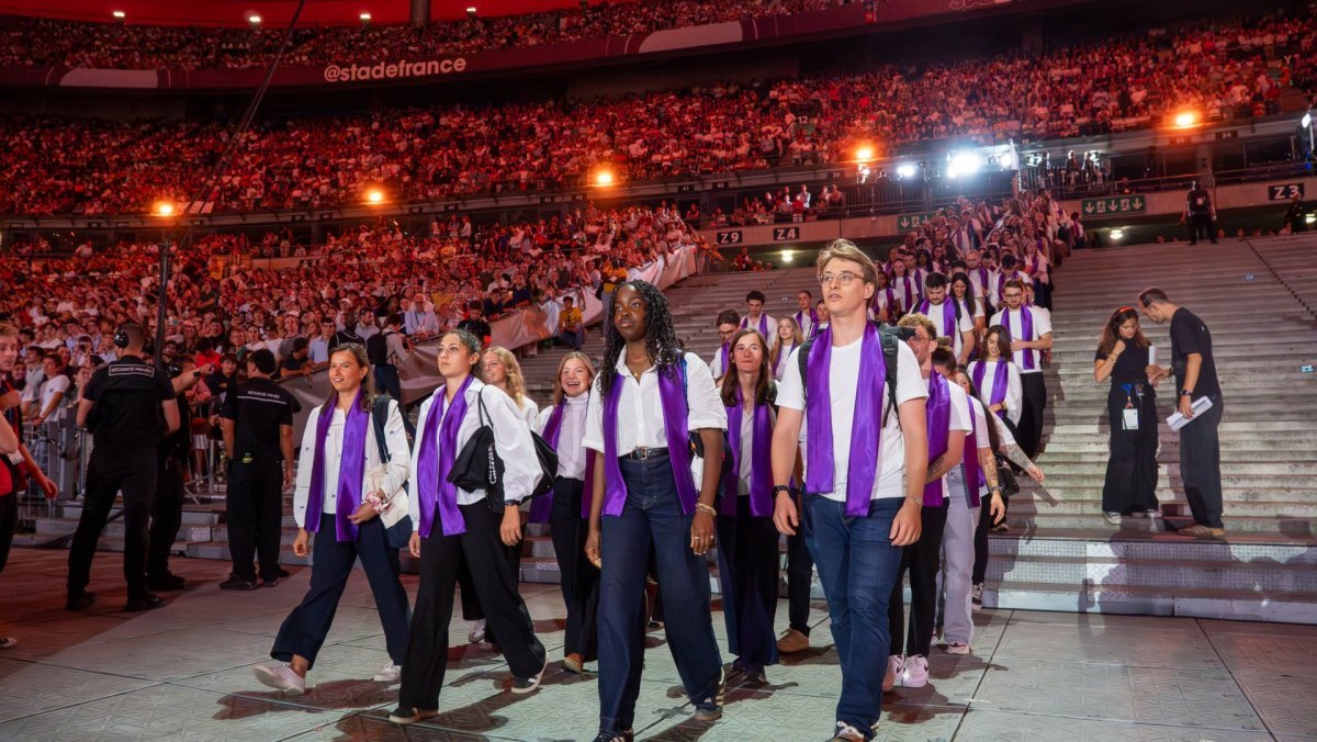 Veillée de prière avec les jeunes et le pape Léon XIV : Spectacle. © Marvin Prevost / Diocèse de Paris.