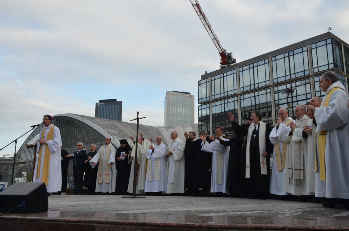 Rassemblement “Pâques 2017” à La Défense. © Michel Pourny.