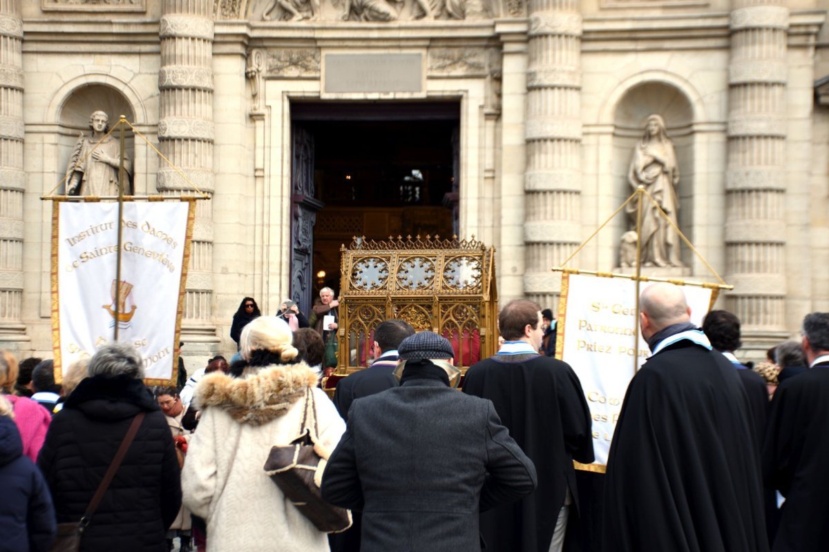 Neuvaine de sainte Geneviève 2026. © Guy Poujeaux.