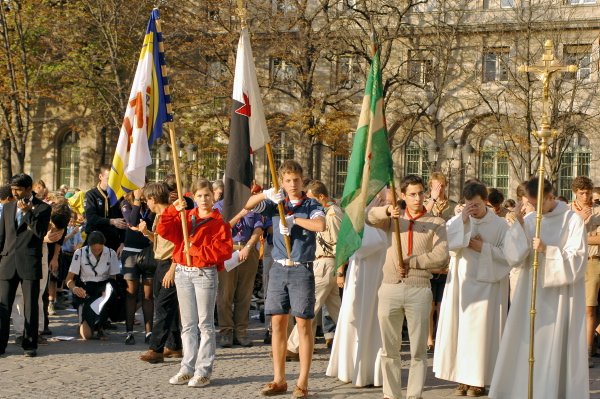 Messe du centenaire du scoutisme - 7 octobre 2007. © Esprit-photos.