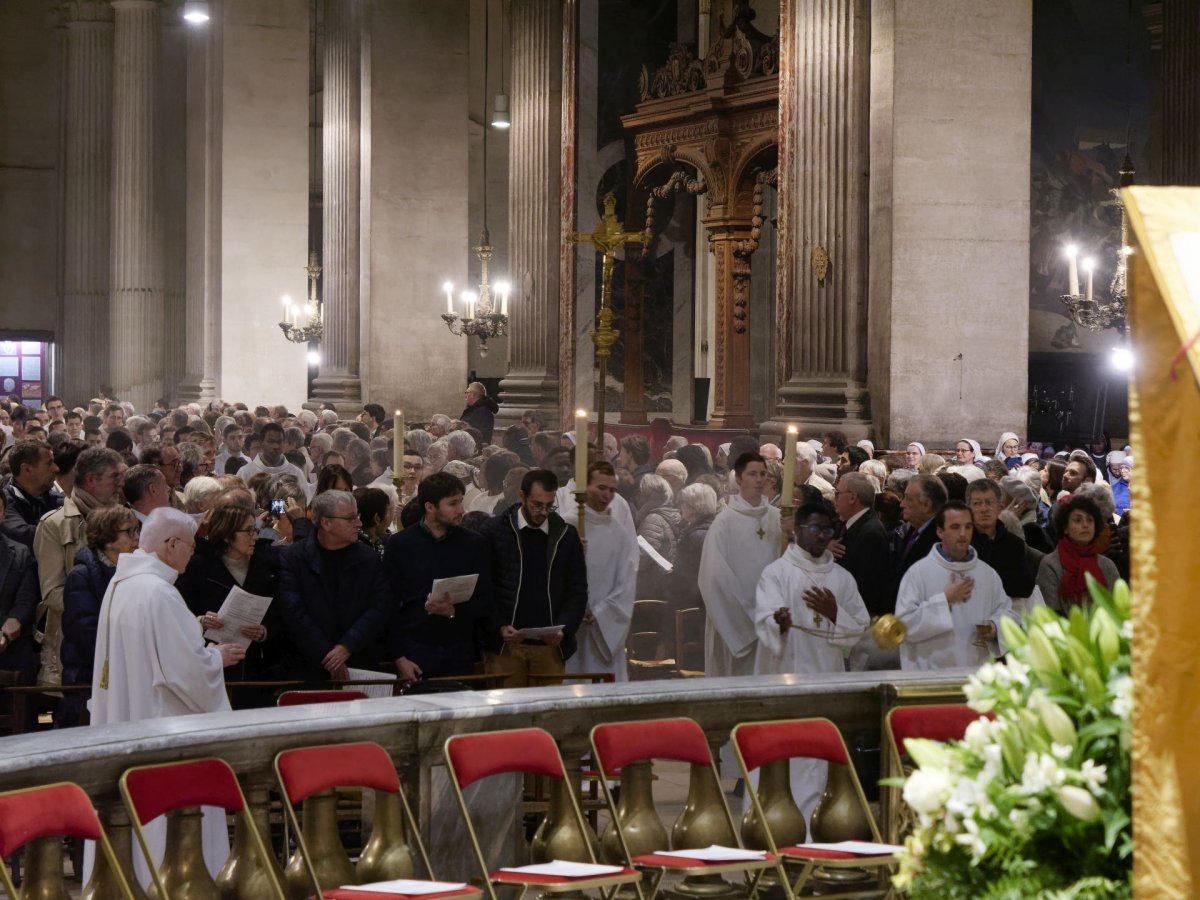 Ordination épiscopale de Mgr Emmanuel Tois. © Yannick Boschat / Diocèse de Paris.