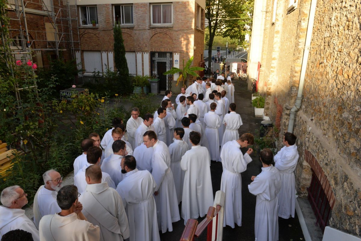 Ordinations diaconales en vue du sacerdoce à Saint-Hippolyte. 